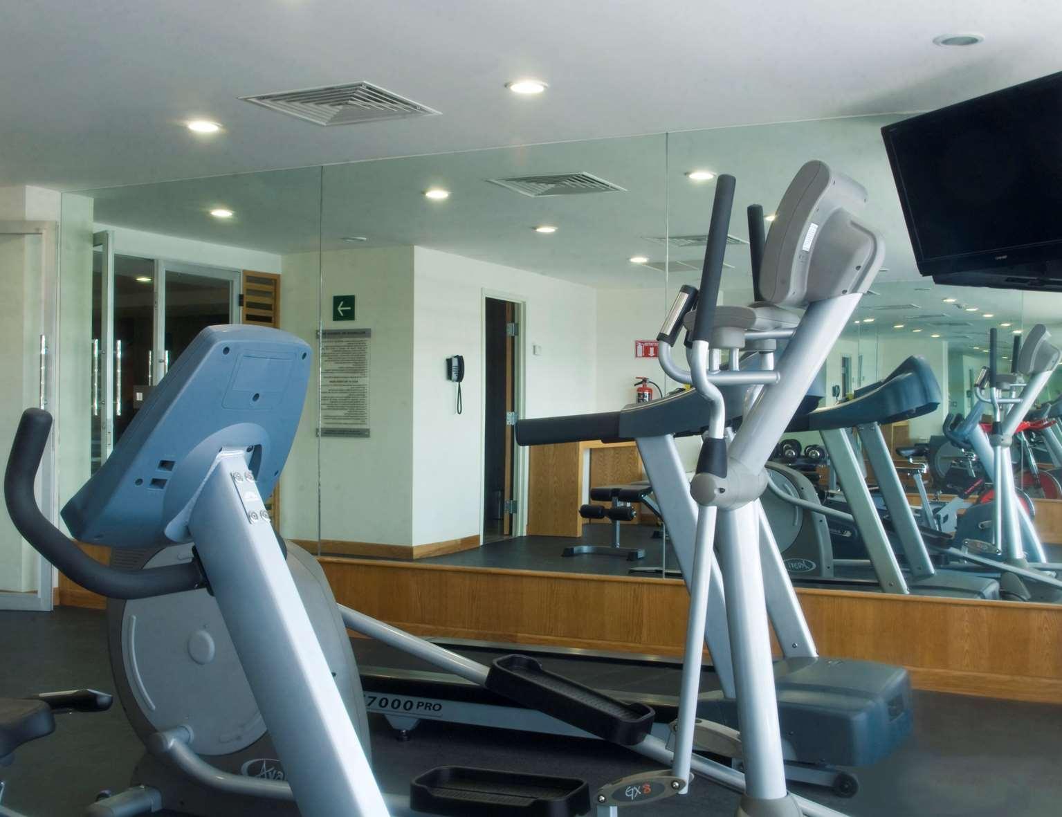 Nh Queretaro Hotell Eksteriør bilde