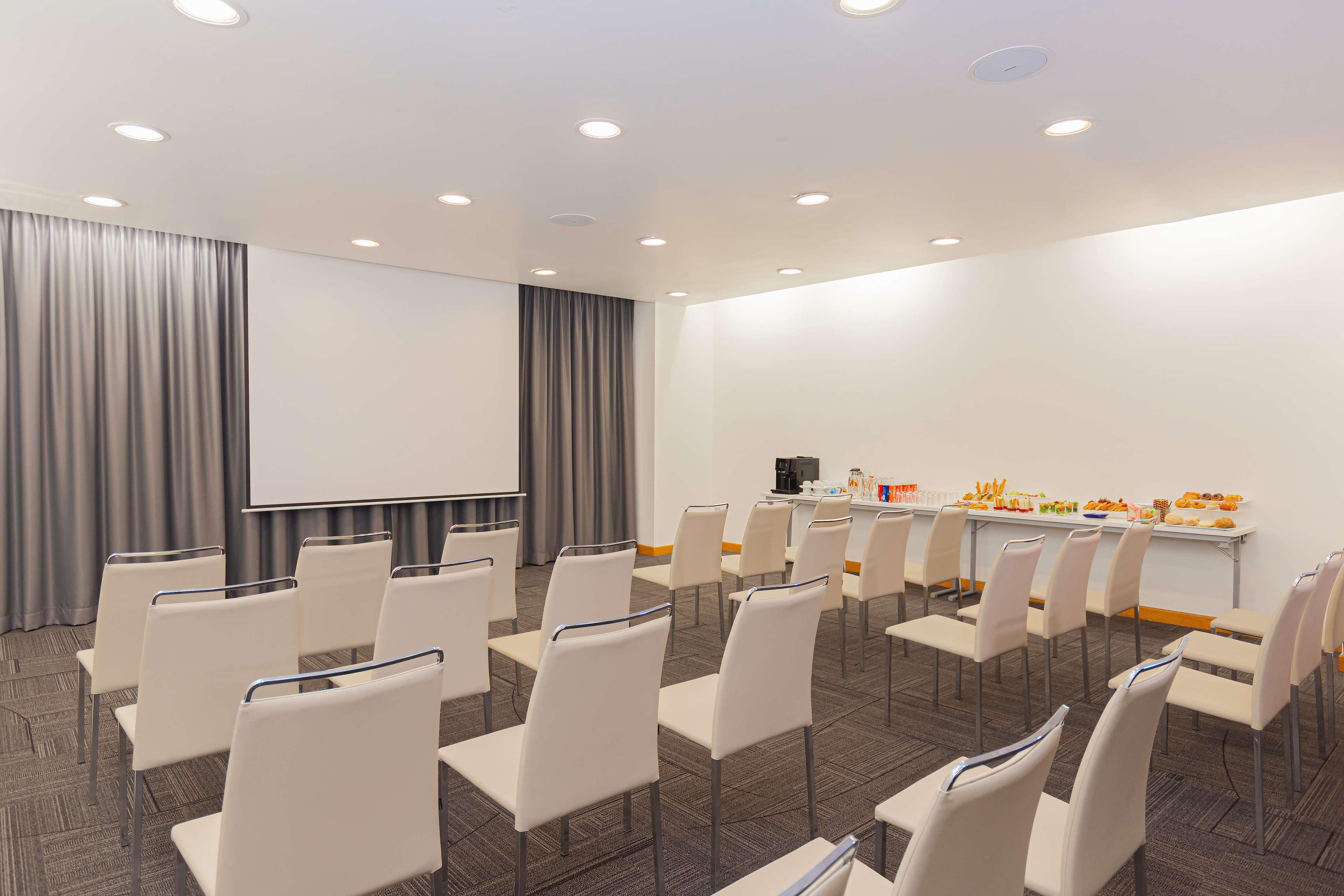 Nh Queretaro Hotell Eksteriør bilde