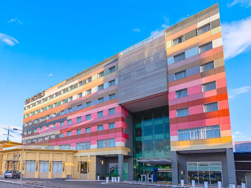 Nh Queretaro Hotell Eksteriør bilde